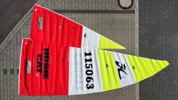 Segelsatz Hobie 16 (gebraucht)  Serie 2015 PREIS: 700,- EUR